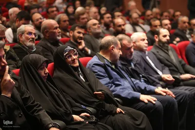 مراسم رونمایی از فرهنگنامه «اسارت و آزادگان»