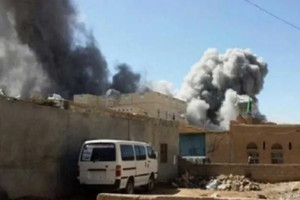 Suudi Arabistan Yemen'de bir aileyi katletti
