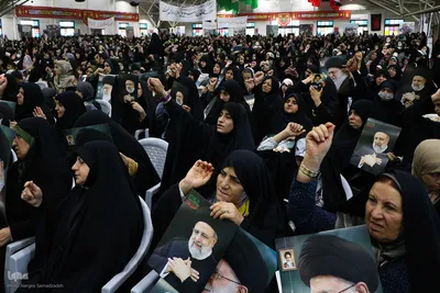 اجتماع بانوان اصفهانی به یاد شهدای خدمت