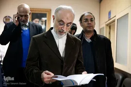 بازدید علی‌اکبر صالحی، معاون رئیس‌جمهور و رئیس سازمان انرژی اتمی کشور از ایکنا