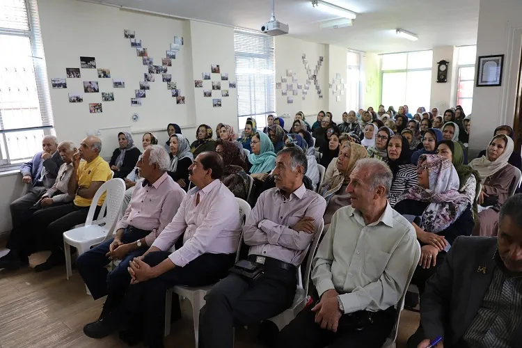 سالمندان هم به شبکه‌های دوستدار کتاب شیراز پیوستند