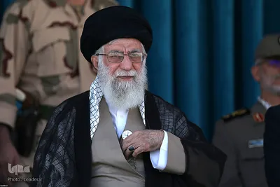 حضور رهبر معظم انقلاب در مراسم دانش‌آموختگی،دانشجویان دانشگاه علوم انتظامی