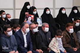 دیدار رهبر معظم انقلاب با خانواده شهدای حادثه‌ تروریستی شاهچراغ(ع) شیراز