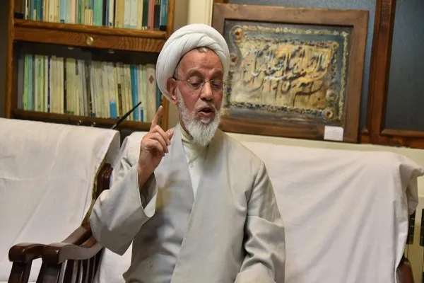 شاعران آئینی ابعاد قرآنی قیام حسینی را تبلور بیشتری بخشند