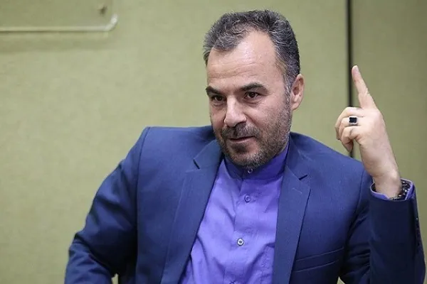 آئین‌نامه مسابقات قرآن و عترت دانش‌آموزی به تصویر کشیده می‌شود