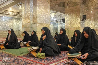 محفل انس با قرآن کریم ویژه خواهران، به‌ مناسبت بزرگداشت شهدای حرم مطهر