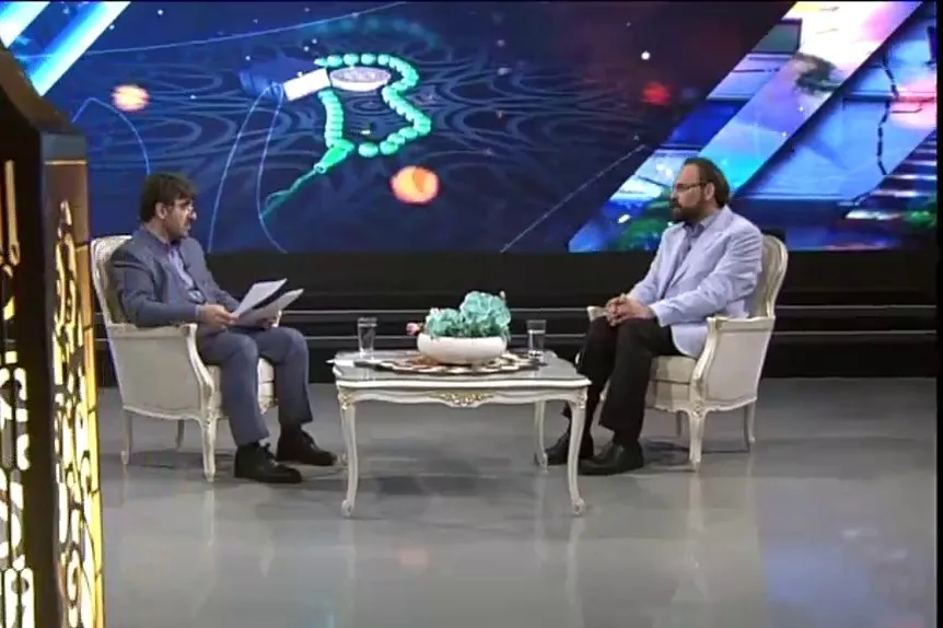 نسبت دین و زندگی در «رواق» بررسی شد