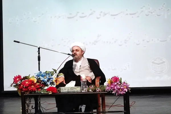 ایران ندای وحدت اسلامی را در جهان طنین‌انداز کرد