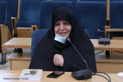نشست نقد و بررسی کتاب «مرد راه» در شیراز‎‎