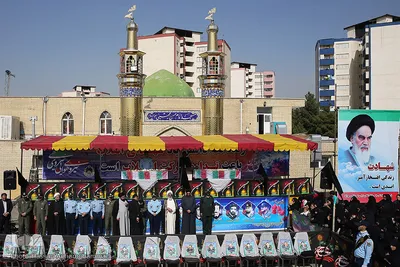 تشییع پیکرهای مطهر دو شهید گمنام دفاع مقدس در شهرک آسمان پایگاه یکم شکاری مهرآباد
