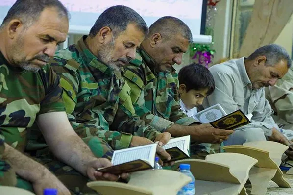 Réunions coraniques au front du combat contre Daesh