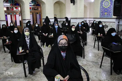تجلیل از دانش آموزان برتر مسابقات قرآن و عترت در استان یزد‎‎