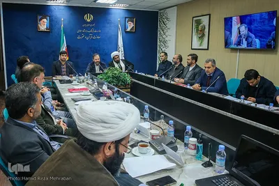 نشست روسای گروه های قرآن و عترت استان ها با معاون قرآن و عترت وزارت ارشاد