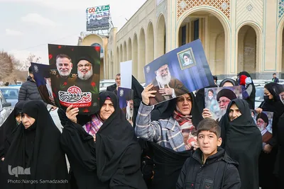راهپیمایی نمازگزاران اصفهانی به شکرانه پیروزی مقاومت