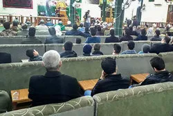 Das Institut des heiligen Korans organisiert Koranseminare unter dem Motto “Verlasst den Koran nicht
