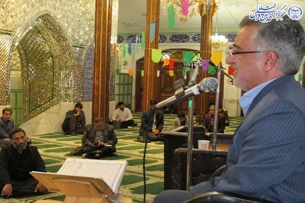 هشتمین محفل بزرگ انس با قرآن در شهرستان آمل
