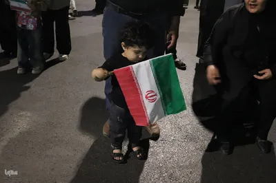 تجمع مردم انقلابی ملایر برای خون خواهی امام شهید