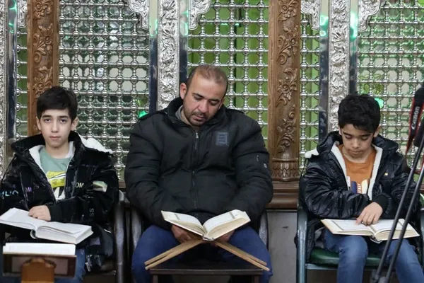 ترتیل‌خوانی قرآن در مسجد امام‌زاده تبریز