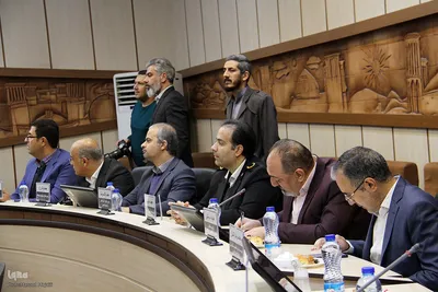 صحن علنی شورای اسلامی شهر یزد و تقدیم لایجه بودجه 1404 شهرداری