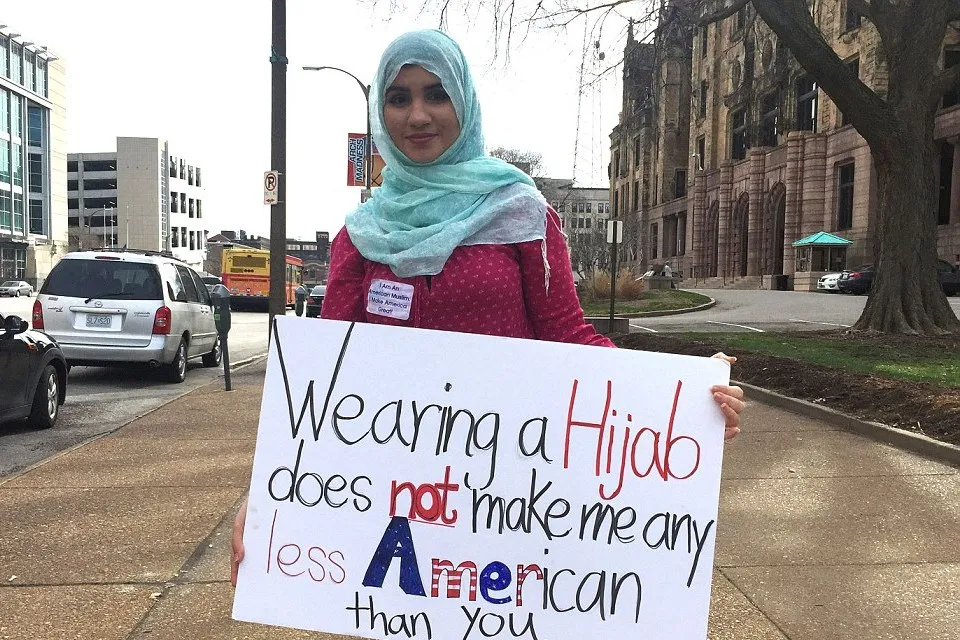 Musulmanas latinas cuentan de su experiencia con el hiyab