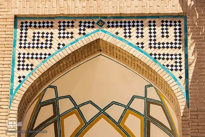 افراشته فیروزه‌ای؛ مسجد حکیم یا مسجد جورجیر