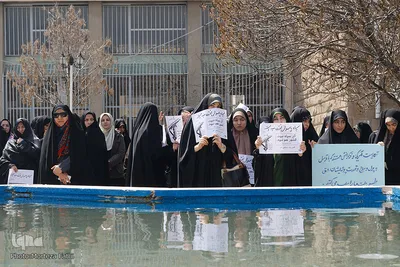 تجمع دانشجویان دانشگاه تبریز در اعتراض به اقدام آمریکا علیه سپاه