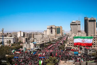 تشییع پیکر مطهر رهبر شهید در مشهد مقدس