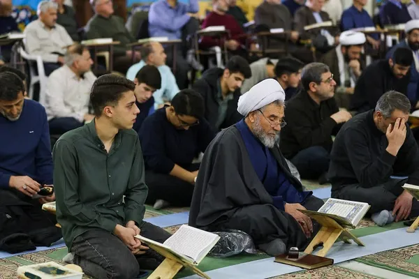 ترتیل خوانی قرآن در مصلای امام خمینی (ره) تبریز