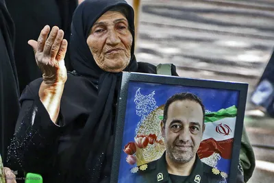تشییع پیکر خانواده شهید در شیراز