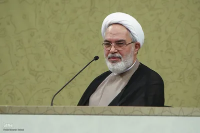 حجت‌الاسلام حمیدرضا ارباب‌سلیمانی در مراسم اختتامیه نشست استادان، قاریان و حافظان قرآن