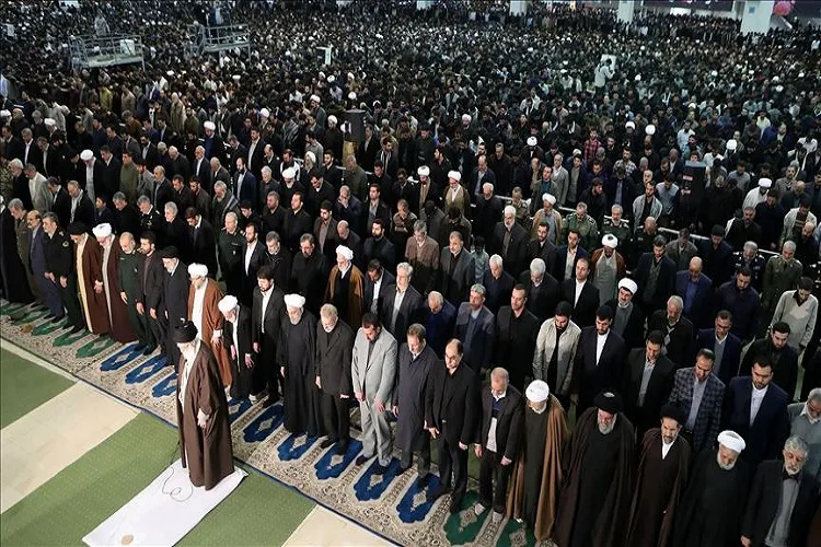 اقامه نماز جماعت در ۳ شهر گیلان / نمازگزاران در خانه وضو بگیرند