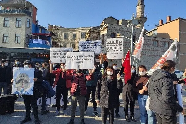 İstanbul’da Pompeo protestosu