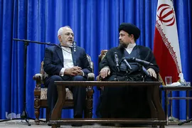 تجدید میثاق وزیر و سفرای وزارت خارجه با آرمان های امام