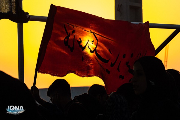 آماده انتشار برای دوشنبه 12 مرداد////// «سر بر خاک دهکده»؛ بازگشت به خاکی که میلیونها دل آن را وطن میدانند آماده انتشار برای دوشنبه 12 مرداد////// «سر بر خاک دهکده»؛ بازگشت به خاکی که میلیونها دل آن را وطن میدانند