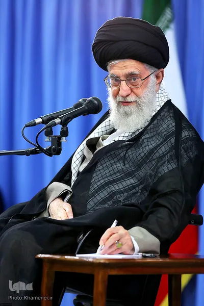 دیدار جمعی از اساتید دانشگاه‌ها با رهبرمعظم انقلاب