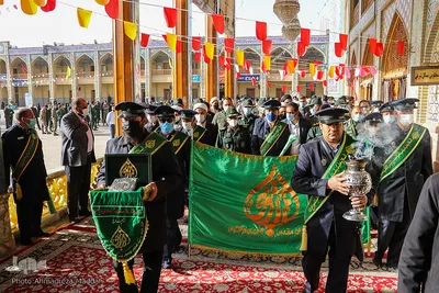 عطرافشانی حرم شاهچراغ(ع) در روز میلاد امام حسین(ع)‎‎