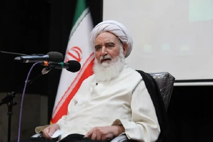 خروجی مدارس کشور دانش‌آموختگان با تفکر و اخلاق اسلامی باشد