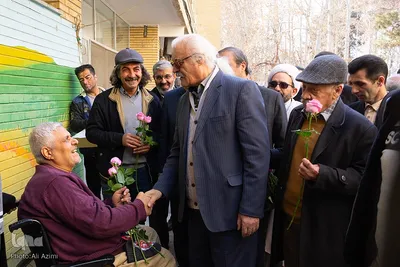 افتتاحیه معنوی پانزدهمین جشنواره فیلم فجر در اصفهان