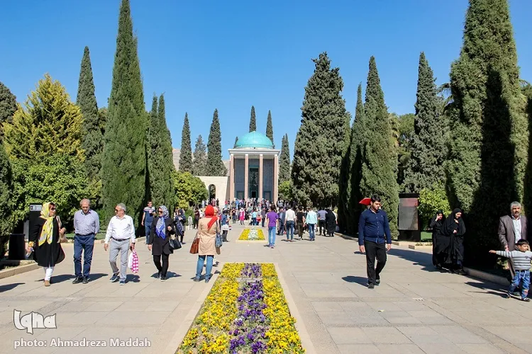 سیل وارد آرامگاه سعدی نشد/ تخلیه آبگرفتگی بازار وکیل، تخت جمشید و پاسارگاد