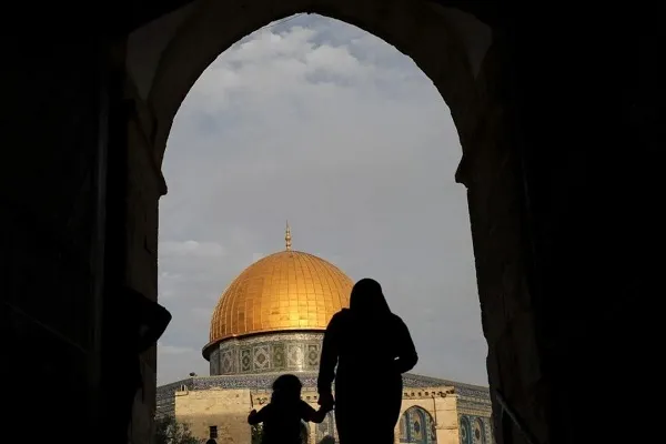Churches in Occupied Al-Quds Concerned over UK Embassy Relocation
