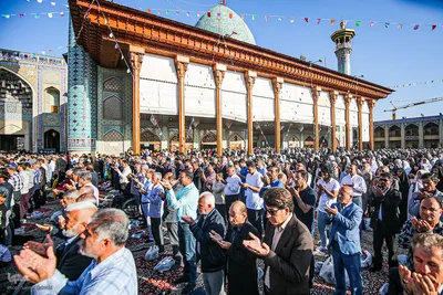نماز عید فطر در حرم شاهچراغ (ع)