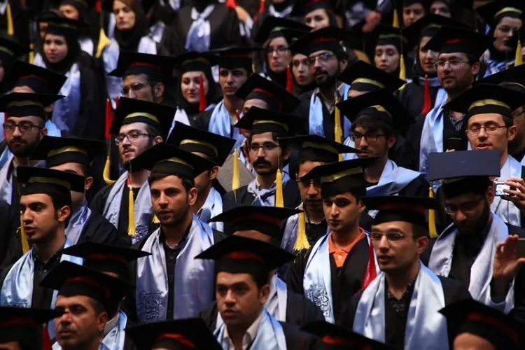 دانشجویان؛ مجاهدان عرصه علم و عمل/ لزوم تقویت کرسی‌های آزاداندیشی