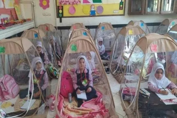 Iran bakal beri vaksin Covid-19 kepada kanak-kanak, remaja