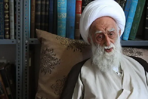 احوالپرسی حجت‌الاسلام محمدی‌گلپایگانی از آیت‌الله نظری خادم‌الشریعة