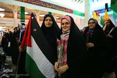 جشن آغاز سال تحصیلی با حضور دختران دانشجو