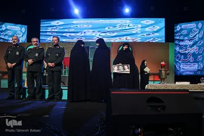 اجتماع ۴ هزار نفری دختران بسیجی