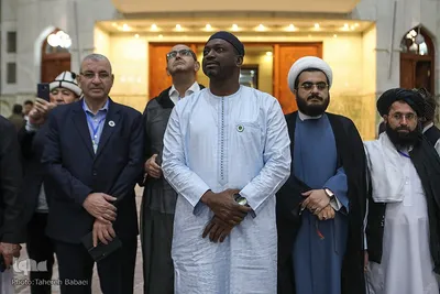 مراسم تجدید میثاق میهمانان سی‌وهفتمین کنفرانس وحدت با حضرت امام خمینی(ره)