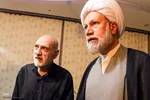 حضور آیت‌الله دژکام در منزل شهید معصومه کرباسی‎