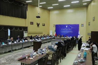 نشست رئیس دانشگاه آزاد اسلامی آذربایجان‌شرقی با اصحاب رسانه