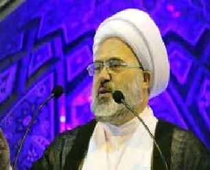 مسئولان مبارزه با فقر و فساد را در راس امور خود قرار دهند